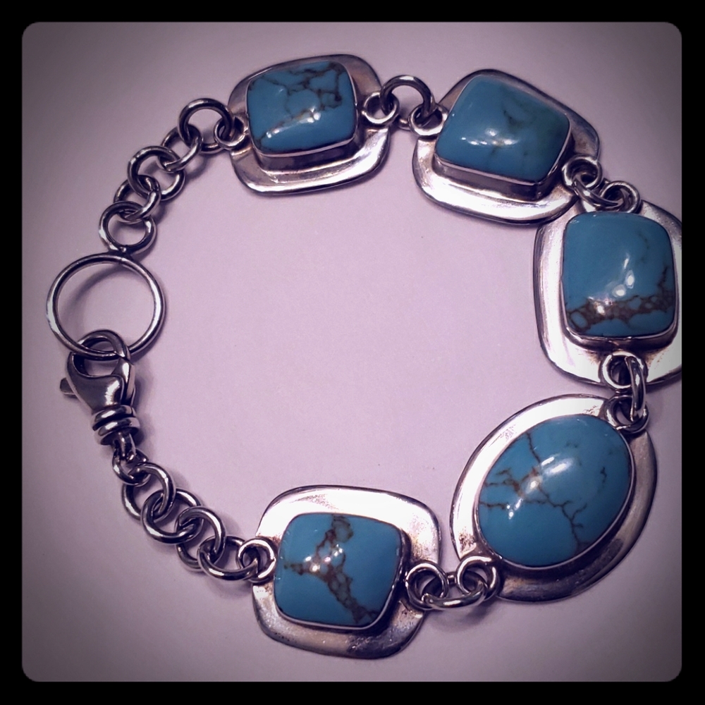 Turquoise and sterling silver bracelet